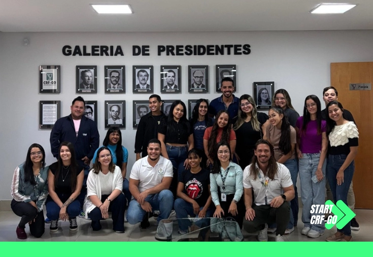 Estudantes da Estácio de Sá participam de visita técnica ao CRF-GO
