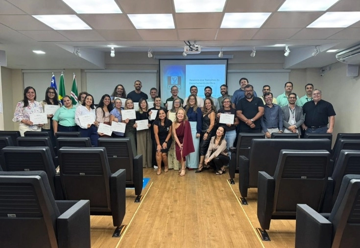 CRF-GO | CRF-GO homenageia membros da Comissão de Ética e apresenta relatório das atividades de 2020 a 2025