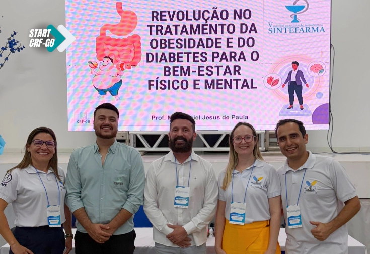 CRF-GO | Vice-presidente do CRF-GO, Daniel Jesus, ministra palestra no Sintefarma para alunos da UFMT