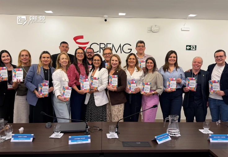 CRF-GO | CRF-GO participa de encontro nacional de diretores e apresenta cartilha inédita de comunicação institucional