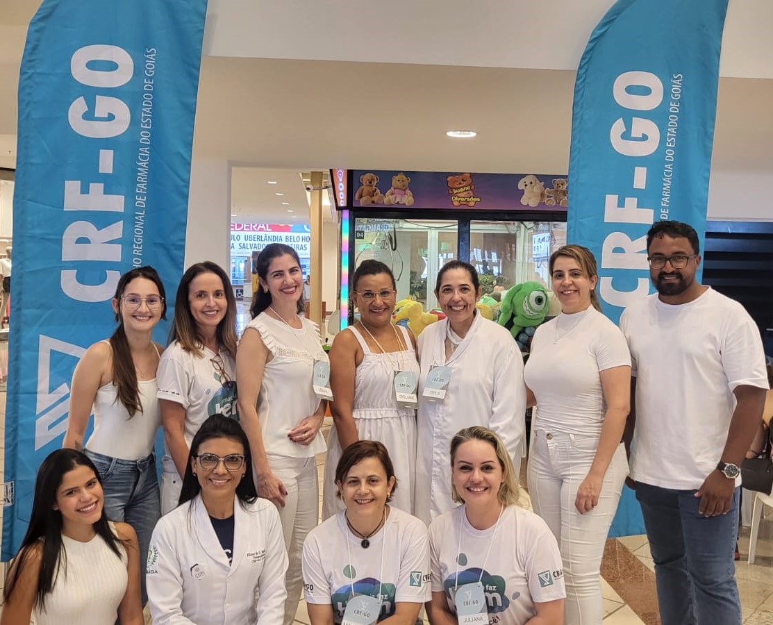 Ação social no Dia do Farmacêutico